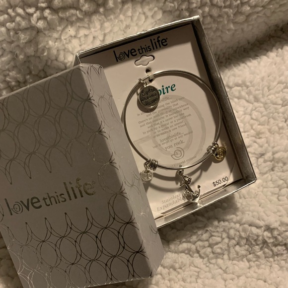 Stainless steel Anchor Charm bangle - Picture 3 of 3